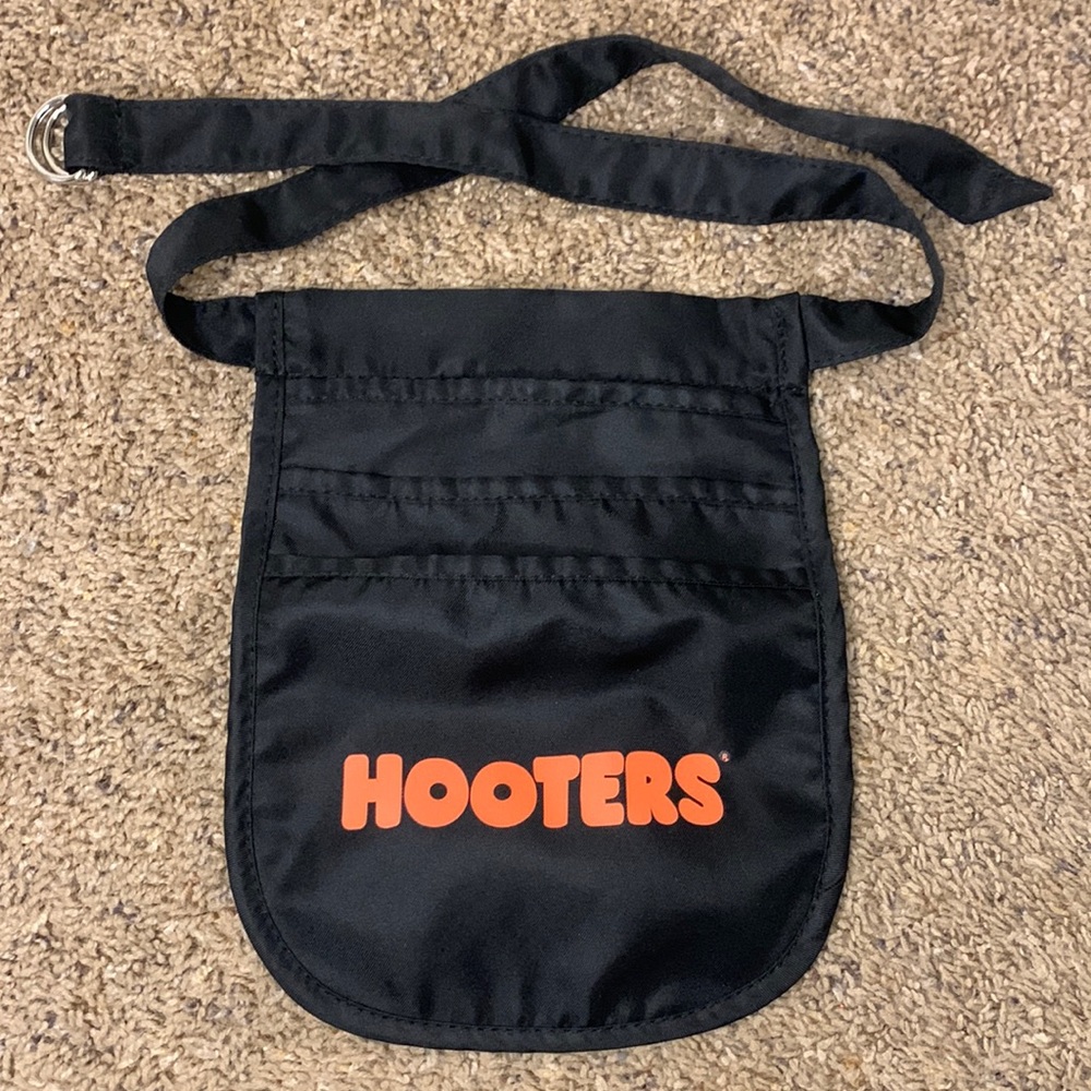 Hooters Server Pouch